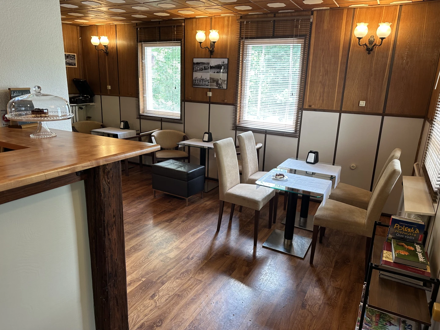 Kawiarenka Polanica - Stoły